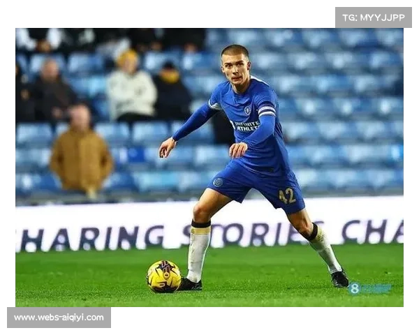 切尔西小将吉滕斯表现出色，助力球队晋级联赛杯下一轮